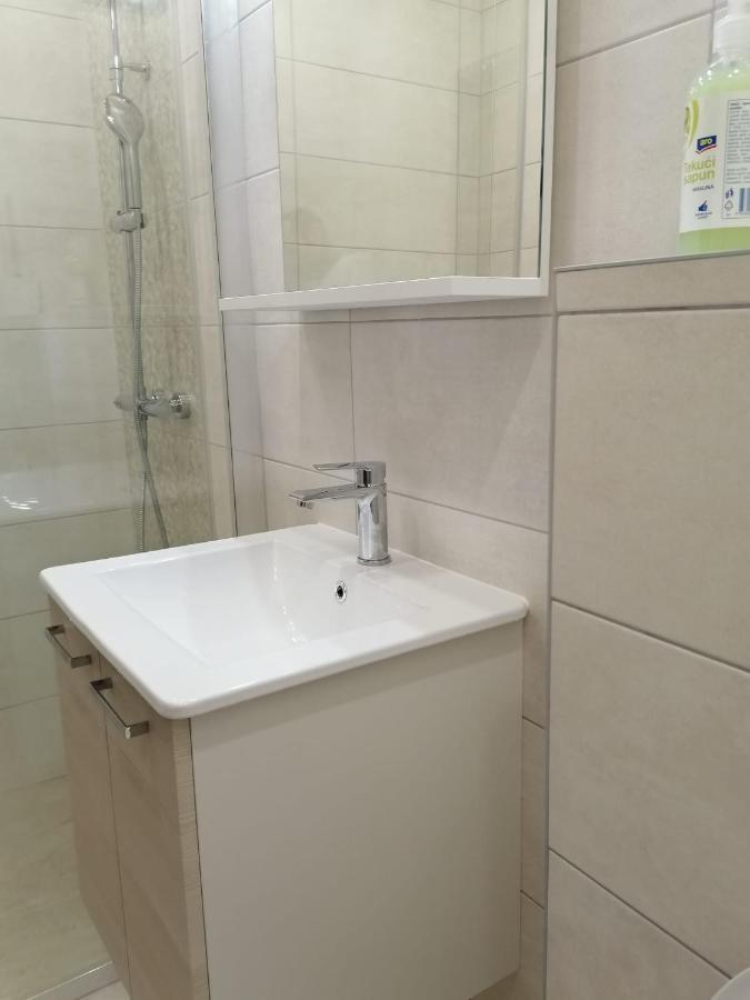 Josipa 2 Appartement Crikvenica Buitenkant foto
